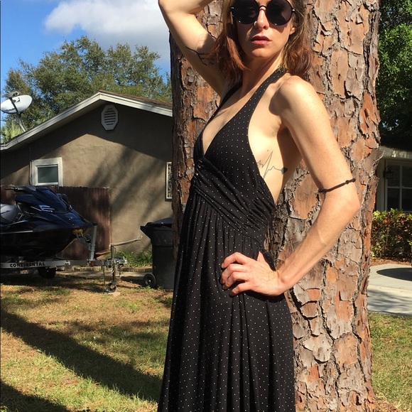 Black and white polkadot backless dress - Picture 5 of 6